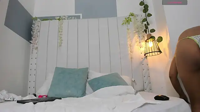 hannah gray online show from November 25, 11:12 am