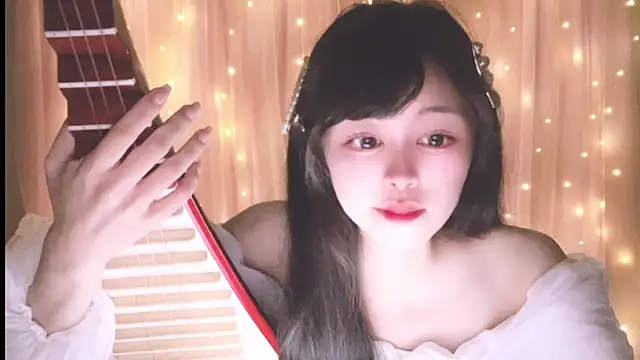 ---MIA--- online show from October 4, 3:27 pm