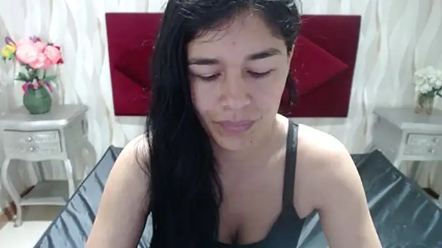 ginasailor online show from July 18, 10:40 am