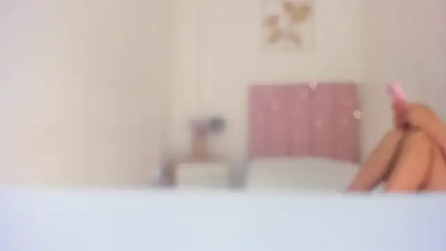 Charlothe capell online show from December 22, 4:26 am