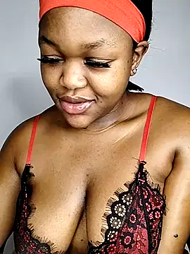 Snapshot of Sexymamibo chatting on September 26, 12:30 am Sexymamibo online show from September 26, 12:30 am