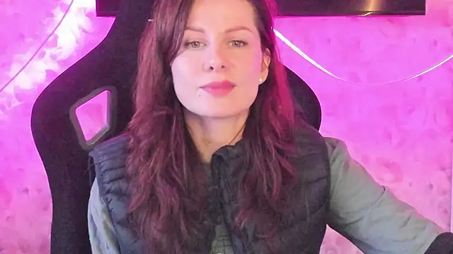 April o Nill online show from March 4, 12:56 pm