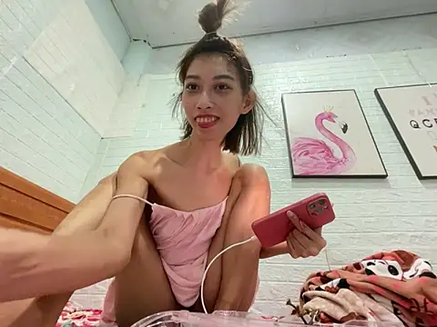 Snapshot of cave18hot chatting on September 16, 4:04 pm cave18hot online show from September 16, 4:04 pm