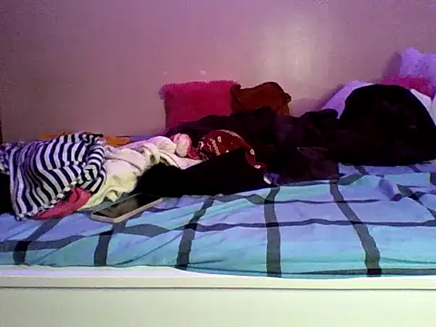 Snapshot of Sexy_jarisan chatting on September 24, 4:11 am Sexy jarisan online show from September 24, 4:11 am