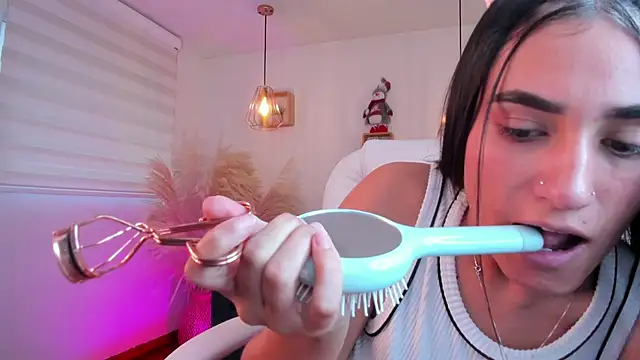 Alheli 16 online show from November 26, 12:06 pm