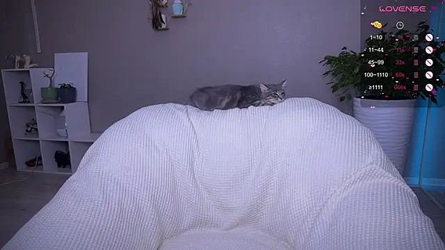 Tanya Acid online show from September 21, 5:50 am