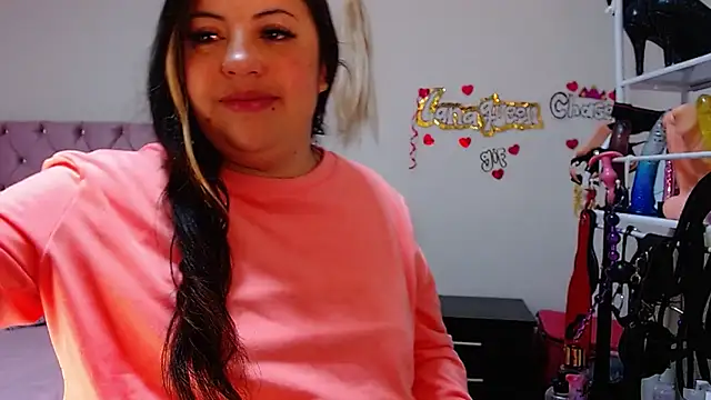 lanaqueen699 online show from October 15, 12:30 pm