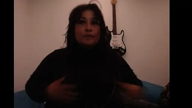amydeepqueen online show from December 1, 11:58 am
