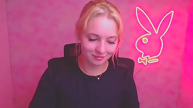 Snapshot of Milka_kiss_ chatting on September 20, 11:30 am Milka kiss online show from September 20, 11:30 am