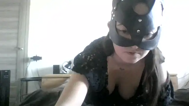 MaxWellas6 online show from April 22, 3:09 pm