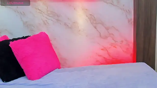 AmyBarton02 online show from April 14, 4:29 pm