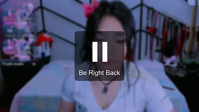 AlanaLuck online show from December 2, 8:55 pm