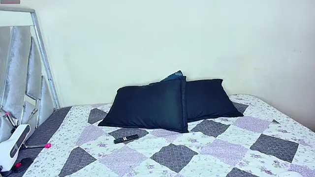 sean-pierre online show from November 5, 2:39 am