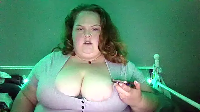 Snapshot of _GodessIsabella_97 chatting on September 24, 8:02 am GodessIsabella 97 online show from September 24, 8:02 am