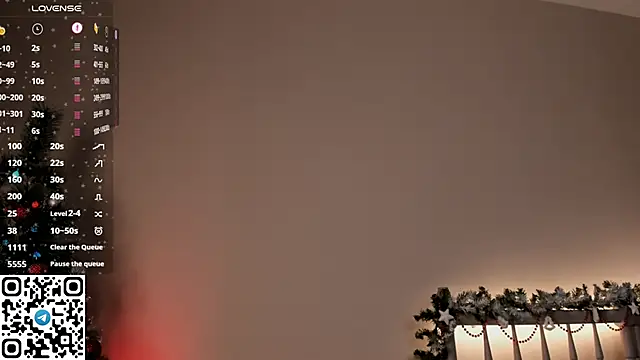 tyty piupiu online show from February 5, 6:55 pm