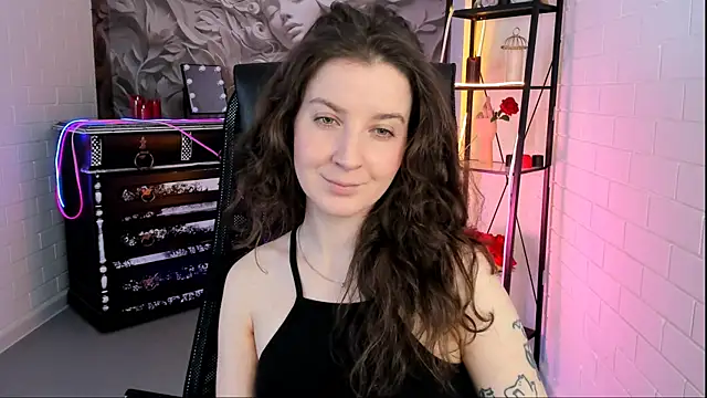 Snapshot of JackieByrd chatting on September 14, 1:20 pm JackieByrd online show from September 14, 1:20 pm