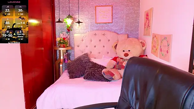 meghan nill online show from November 4, 3:00 am