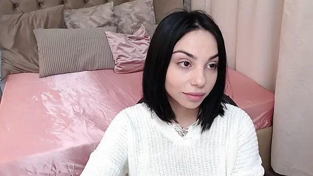 MissJuliax online show from November 7, 7:03 am