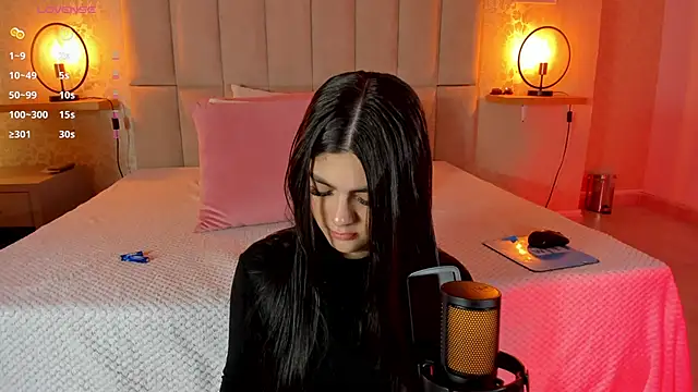 Amy-Saenz online show from January 13, 4:11 pm