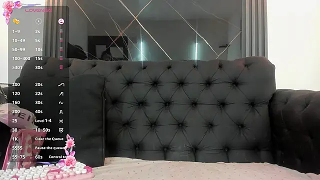 EvaaLovia1 online show from November 3, 2:21 pm