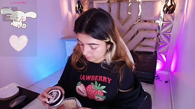 meraki fraise online show from October 19, 8:22 pm