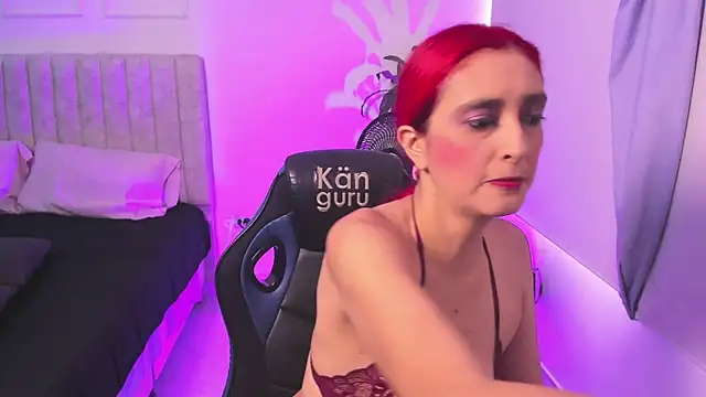 Ruby Your Milf online show from July 17, 7:39 pm