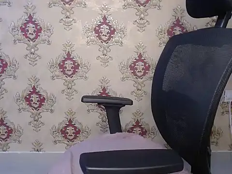 MiniBeast online show from October 31, 4:00 pm