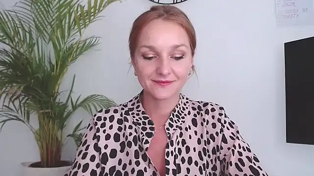 AliciaDesire online show from September 16, 12:57 pm