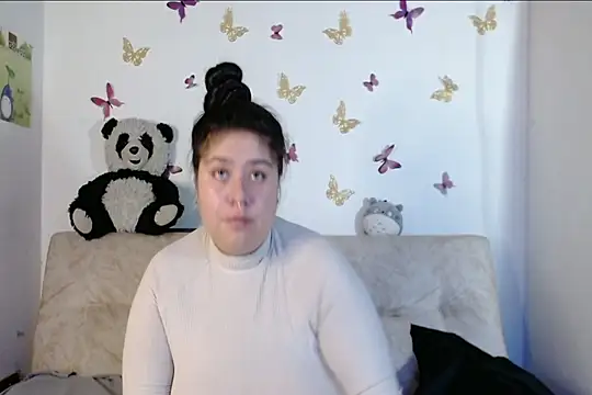 LennaTurnerr online show from February 1, 9:13 pm