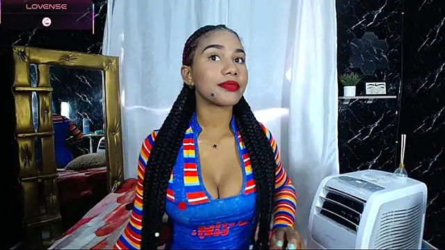 Hillary queen online show from November 9, 6:04 pm