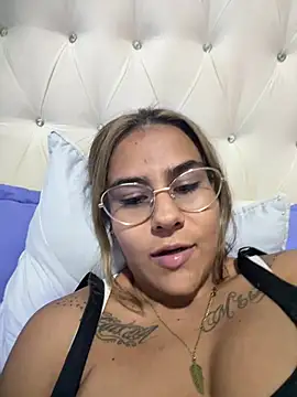 MartinaWestt online show from March 31, 1:49 am