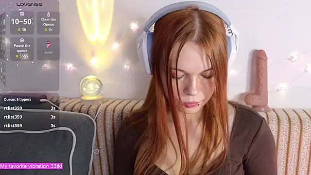 ValBae online show from November 22, 10:12 pm