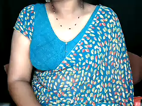 shila20 online show from January 10, 11:15 am