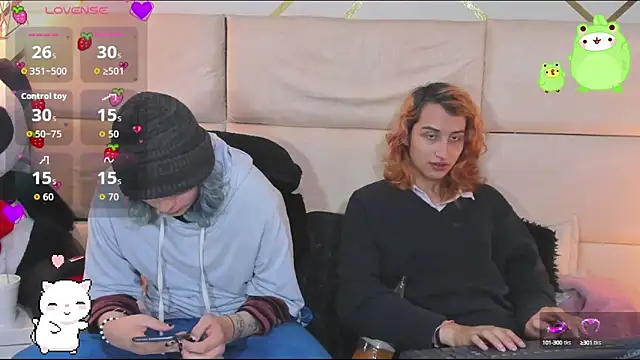 Snapshot of -kisa_ chatting on October 3, 2:38 am -kisa online show from October 3, 2:38 am