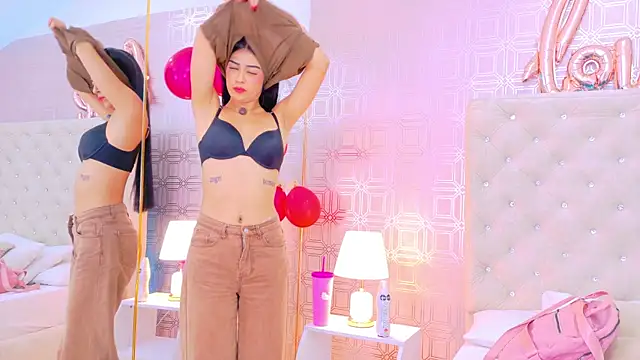 Mia-Monroe online show from February 13, 7:26 pm