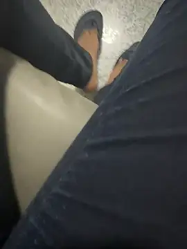 maysafadinhaflor online show from February 3, 10:53 am