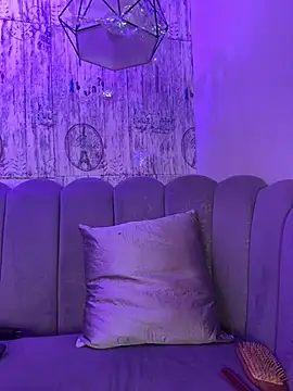 AbyThompson online show from January 5, 5:38 pm