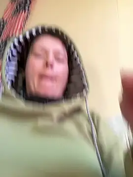 CUMFOREVERY1nTitTiES2 online show from January 15, 4:35 pm