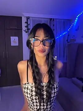 Snapshot of lina_pink chatting on October 9, 3:10 am lina pink online show from October 9, 3:10 am