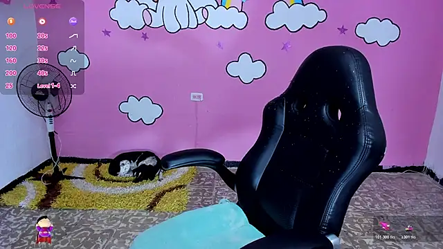 Sharon hils online show from March 12, 5:04 pm