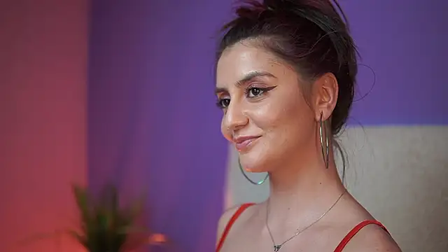 SabrinaHope online show from March 17, 5:44 am