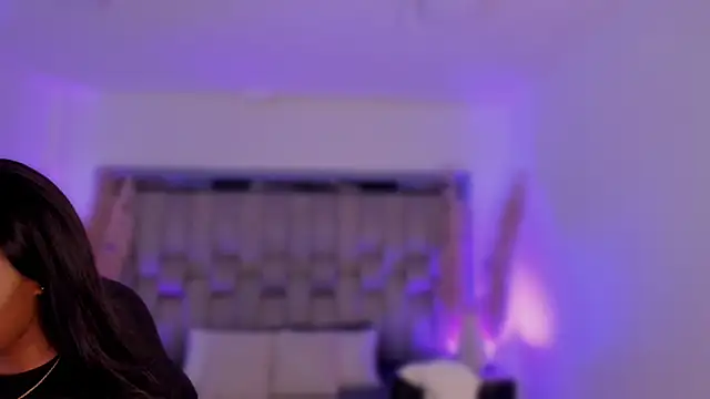 ChaynnaCooper online show from March 7, 4:19 am