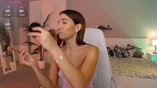 Bellla Haddid online show from September 10, 12:54 am