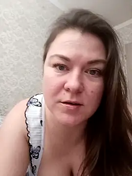 LunikaLunaX online show from March 5, 11:50 am