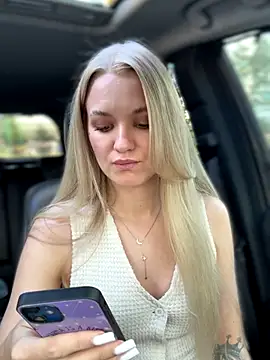 Devill Angel  online show from September 11, 11:21 am