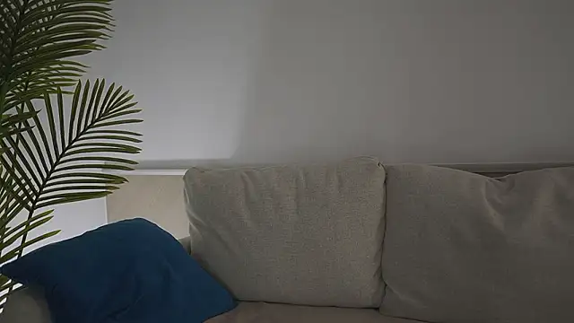 Yvonna One online show from March 19, 3:49 pm