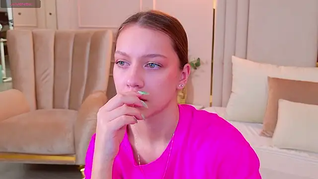 AliceBrayan online show from March 13, 5:14 pm