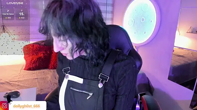 Ghosty Doll online show from April 8, 8:22 pm