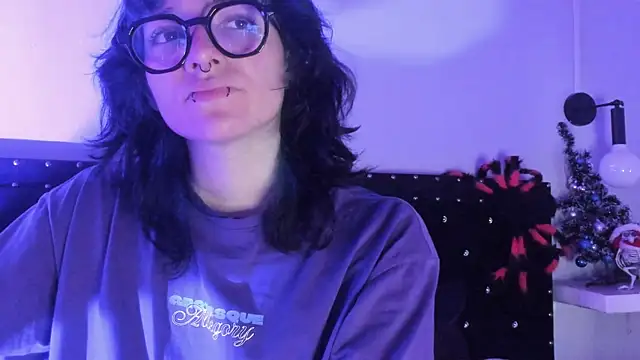 Ghosty Doll online show from November 22, 8:33 pm