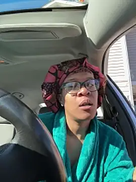 SexyHoneyRedd online show from January 13, 3:38 pm